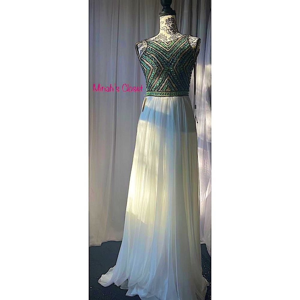 Prom Dress from Minah’s Closet